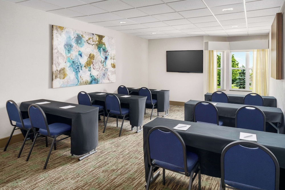 Homewood Suites by Hilton Rochester Henrietta - photo 35