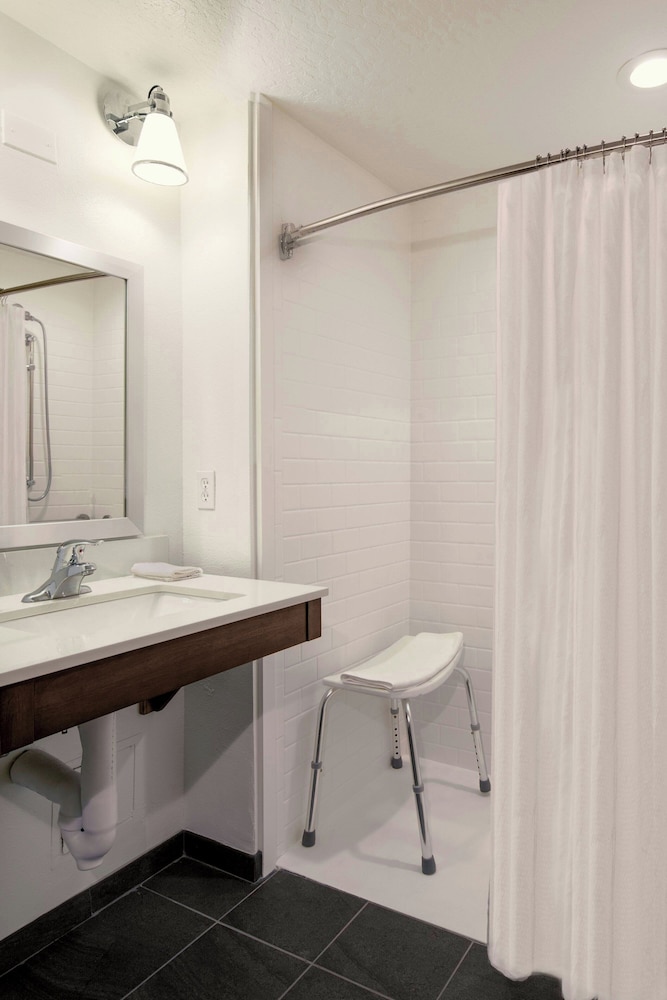 Four Points by Sheraton Cocoa Beach - photo 17