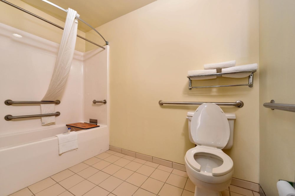 Star City Inn & Suites - photo 19