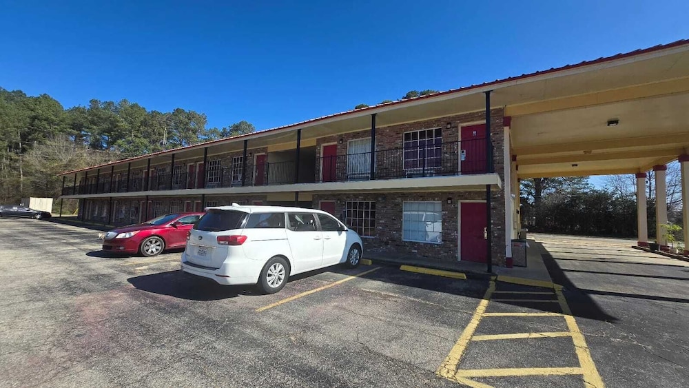 Jeffersonian Motor Inn - photo 23