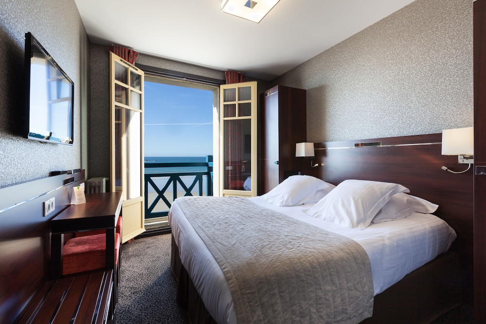 Ambassadeurs Logis Hotel in Saint-Malo, France