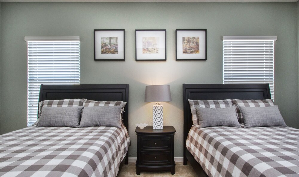 Sonoma Resort 3800 Oakville Avenue - photo 3