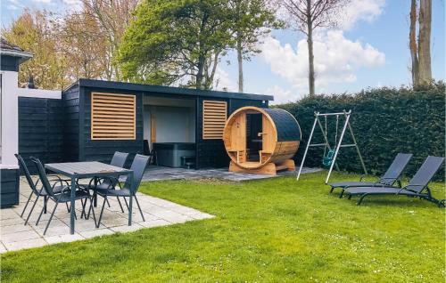 Oud Kempen Bungalow 99 — 5-Star Luxury Hotel in Stavenisse, Netherlands