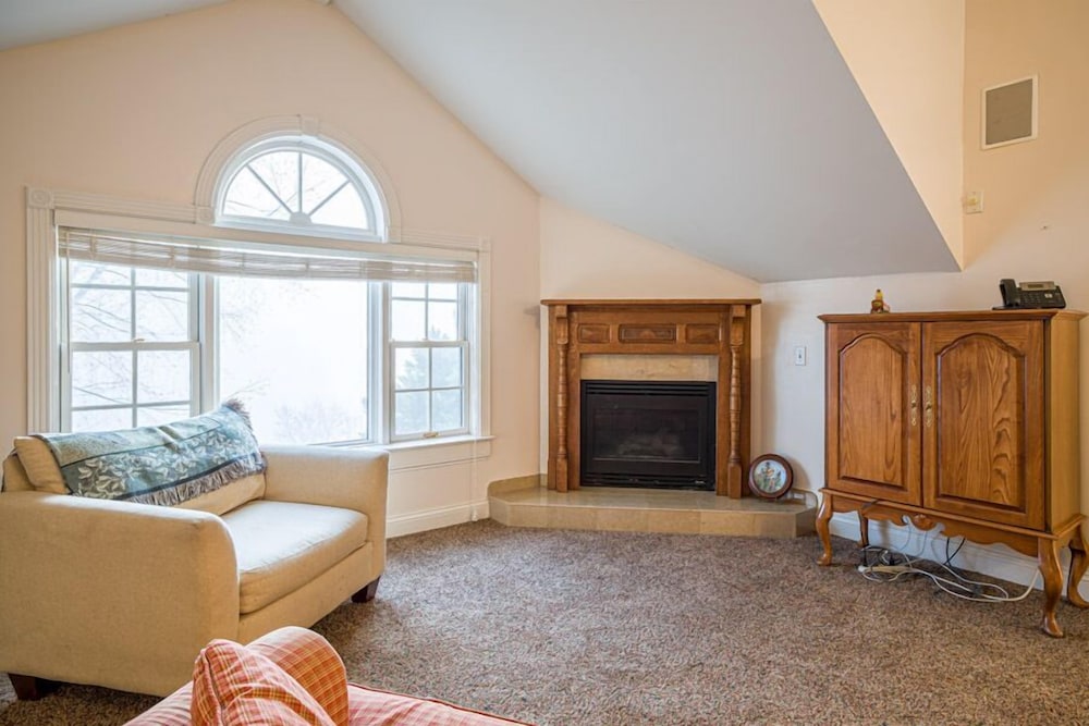 Whitestone Inn - photo 27