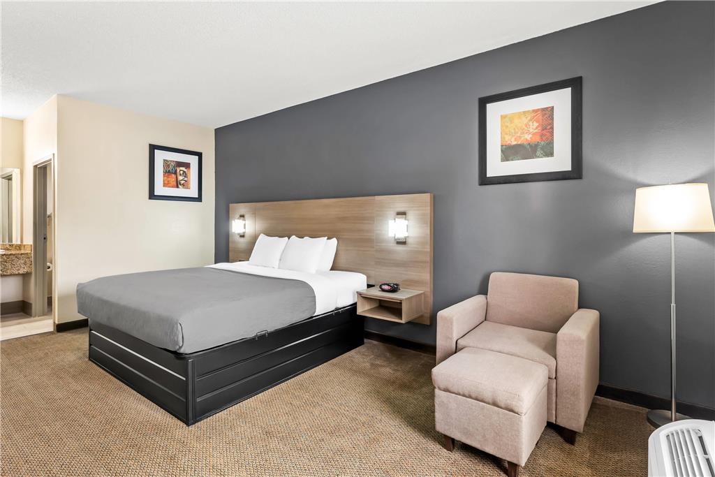 Quality Inn Fort Campbell - photo 13