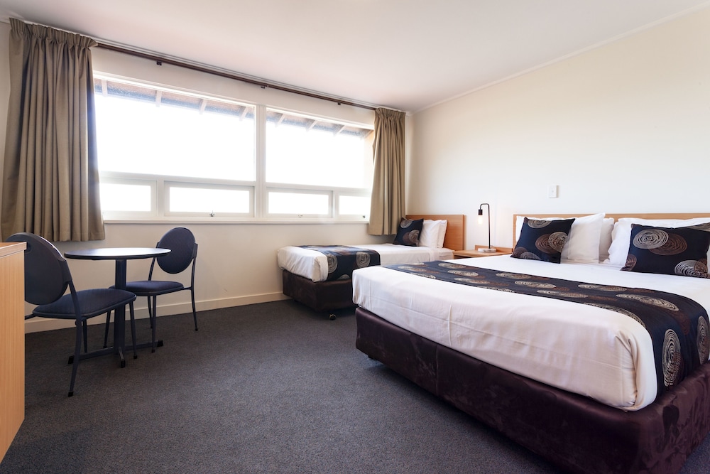 Black Buffalo Hotel — North Hobart — photo 4