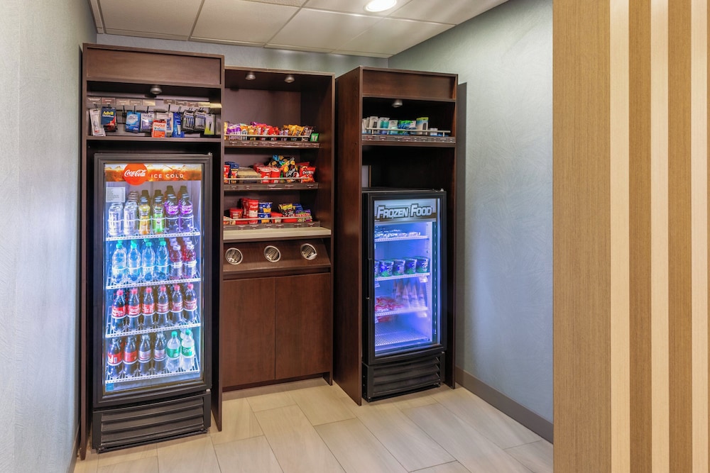 Holiday Inn Express & Suites Vicksburg by IHG - photo 48