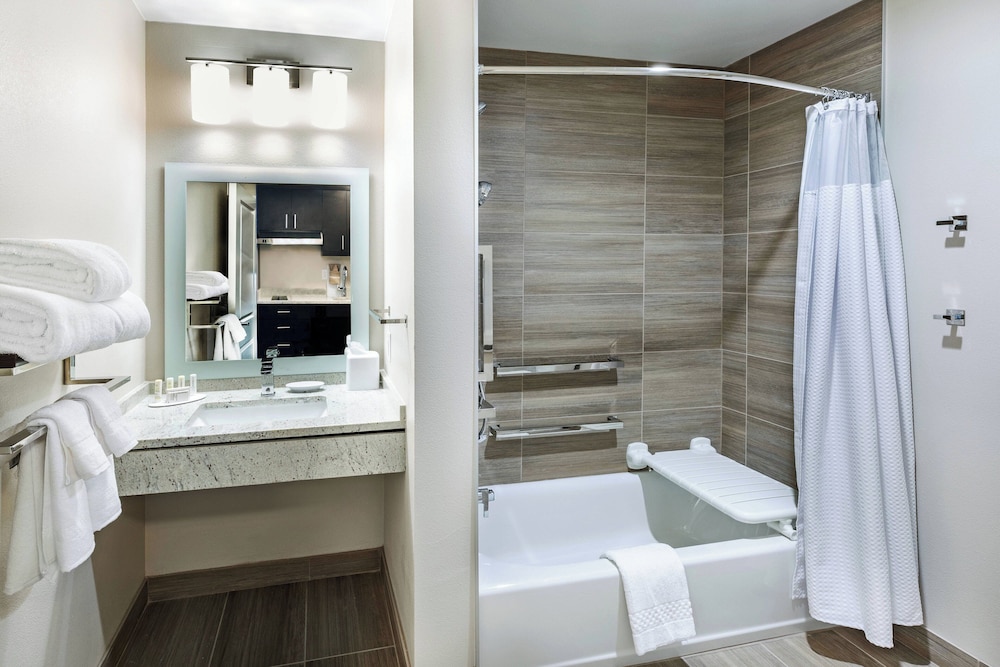 TownePlace Suites by Marriott Dallas Plano Richardson - photo 14