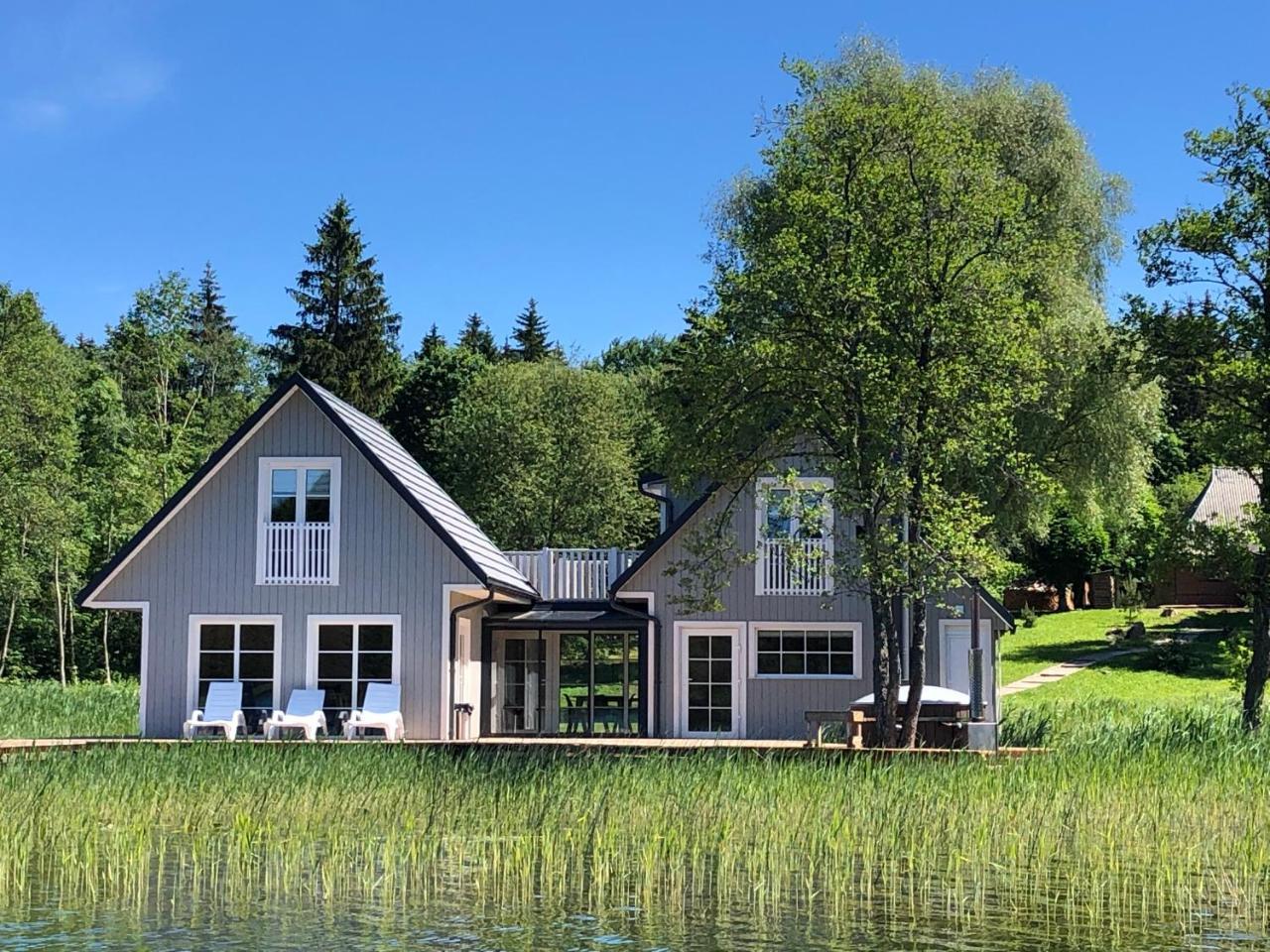 Namelis Ant Vandens Giliaus Namelis in Unknown City, Lithuania