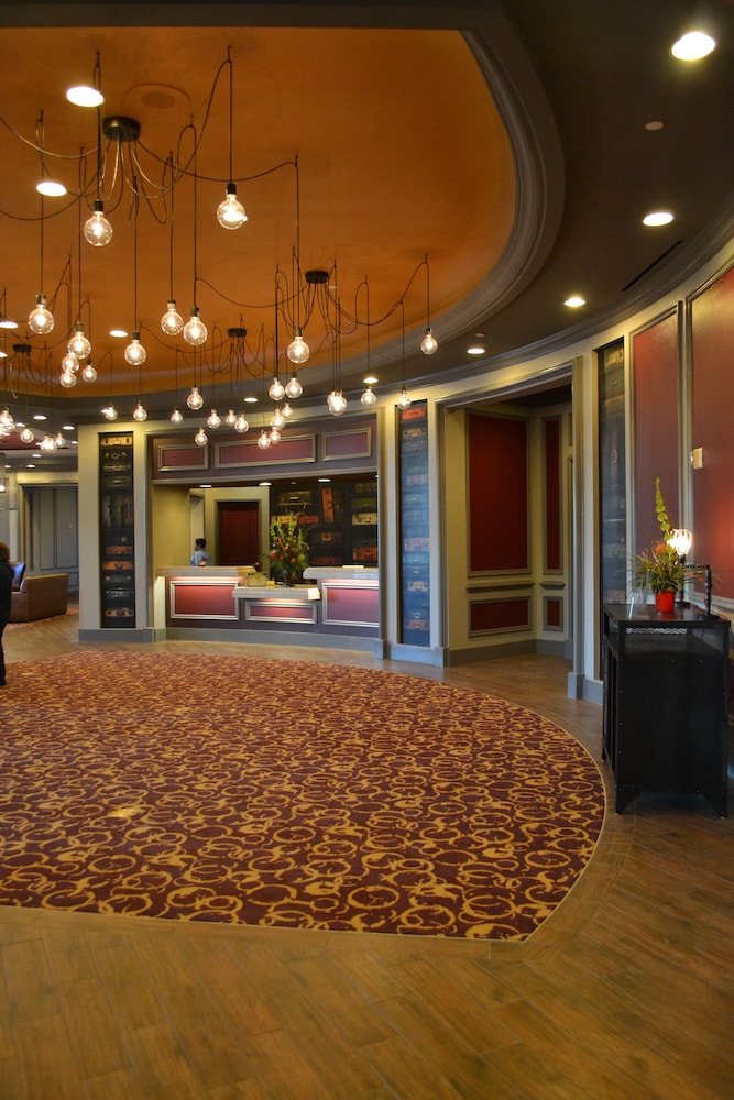 Horseshoe Lake Charles A Caesars Rewards Destination - photo 3