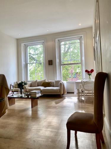 Beautiful Hyde Park Flat — 4-Star Luxury Hotel in London, United Kingdom