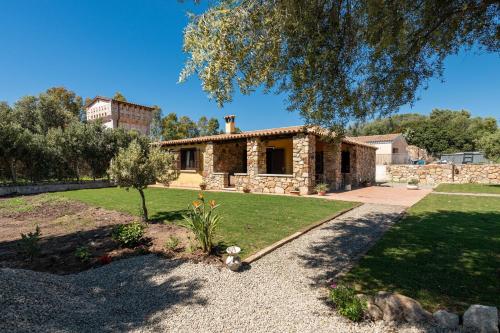 Villa Licia San Pietro — 4-Star Luxury Hotel in Castiadas, Italy