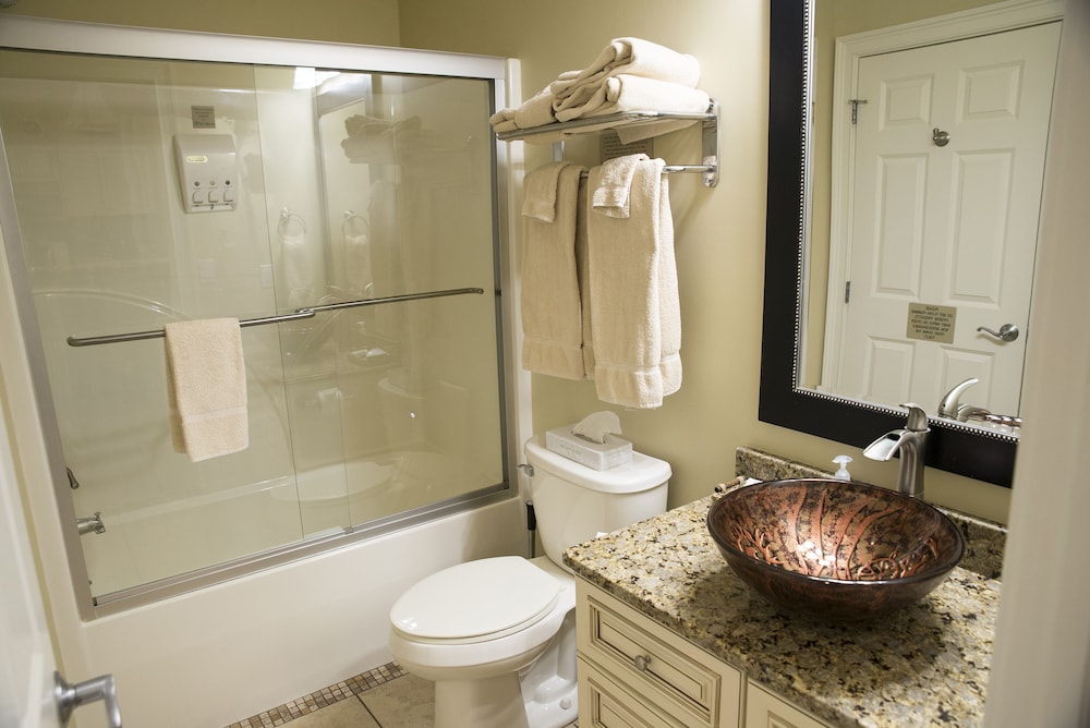 Riverwalk Place Resort & Spa - photo 53