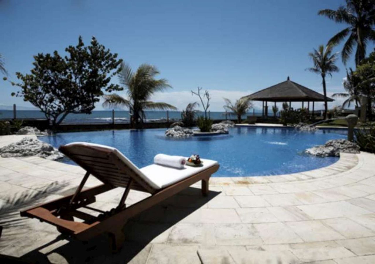 Villa Stefan — 4-Star Luxury Hotel in Anyar, Indonesia