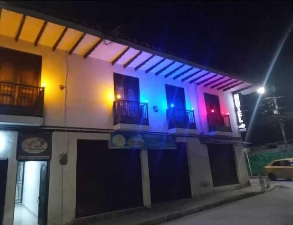 Hotel Tequendama — hotel in Chinchina