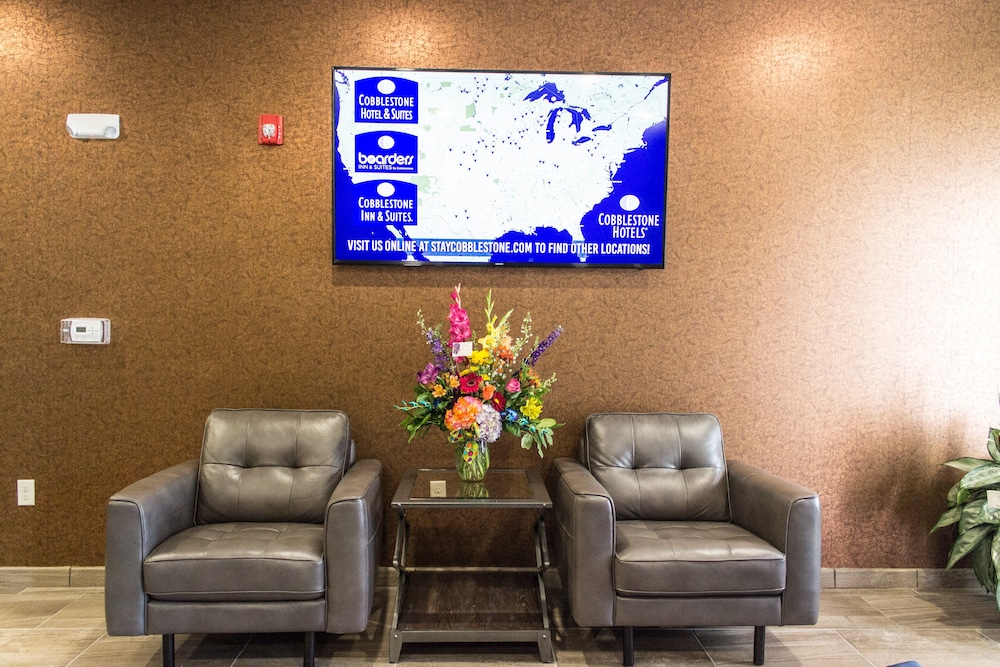 Cobblestone Hotel & Suites Chippewa Falls - photo 7