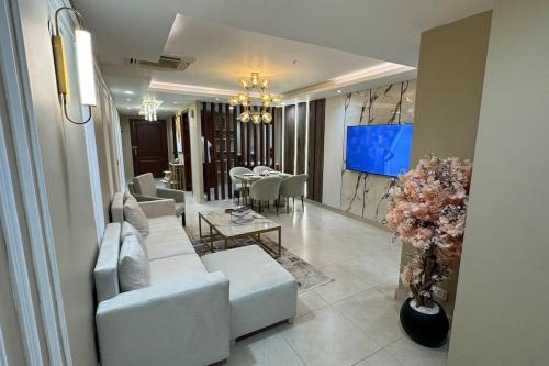 Self Check in 1 BHK Apt Smart home in DHA Ph 4 with Terrace — 4-Star Luxury Hotel in Lahore, Pakistan