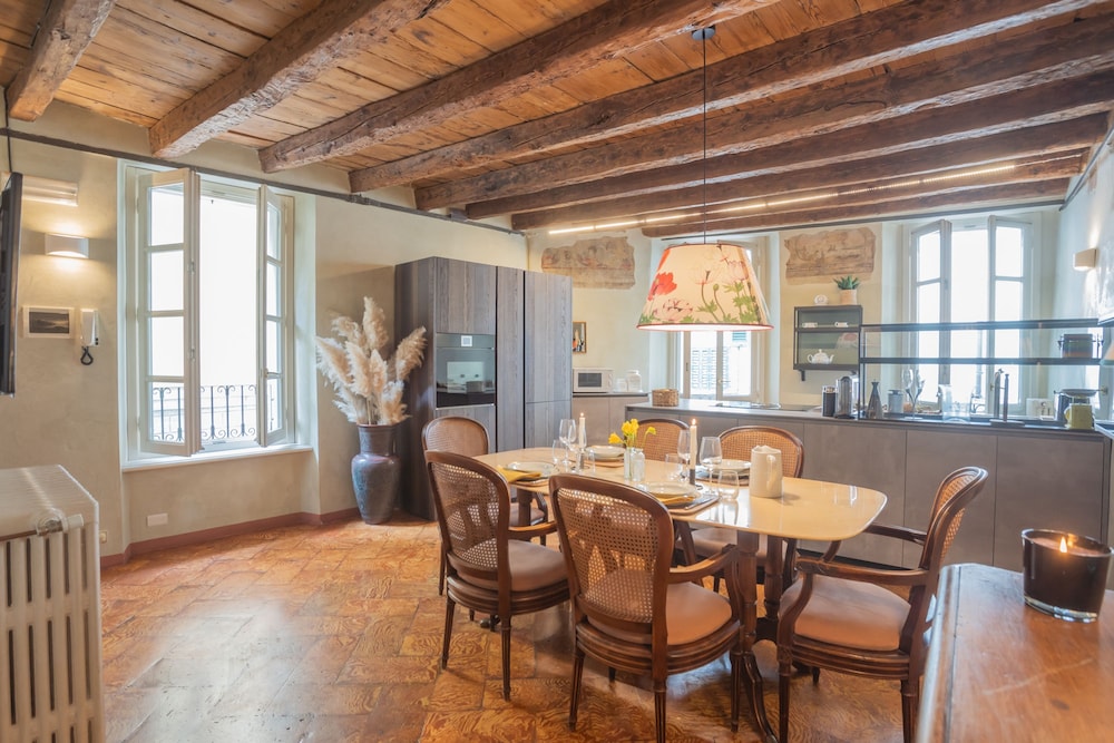Pantero Apartment in Como — 4-Star Luxury Hotel in Como, Italy