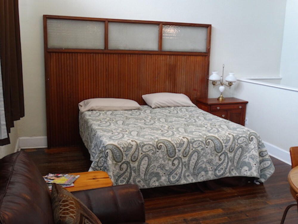 Davie School Inn - photo 23