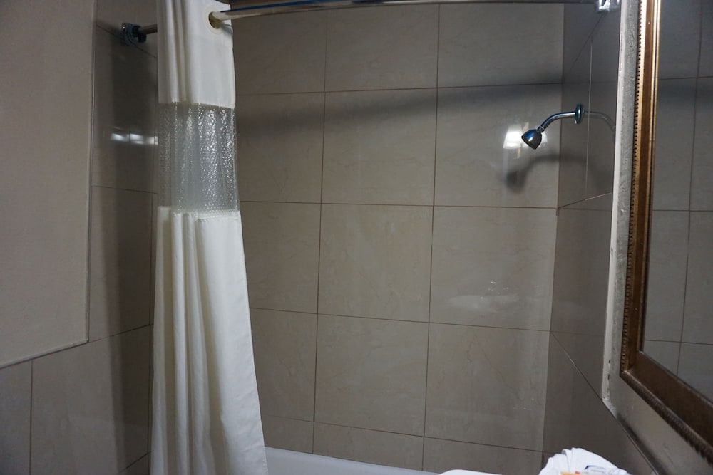 Star Light Inn - photo 19