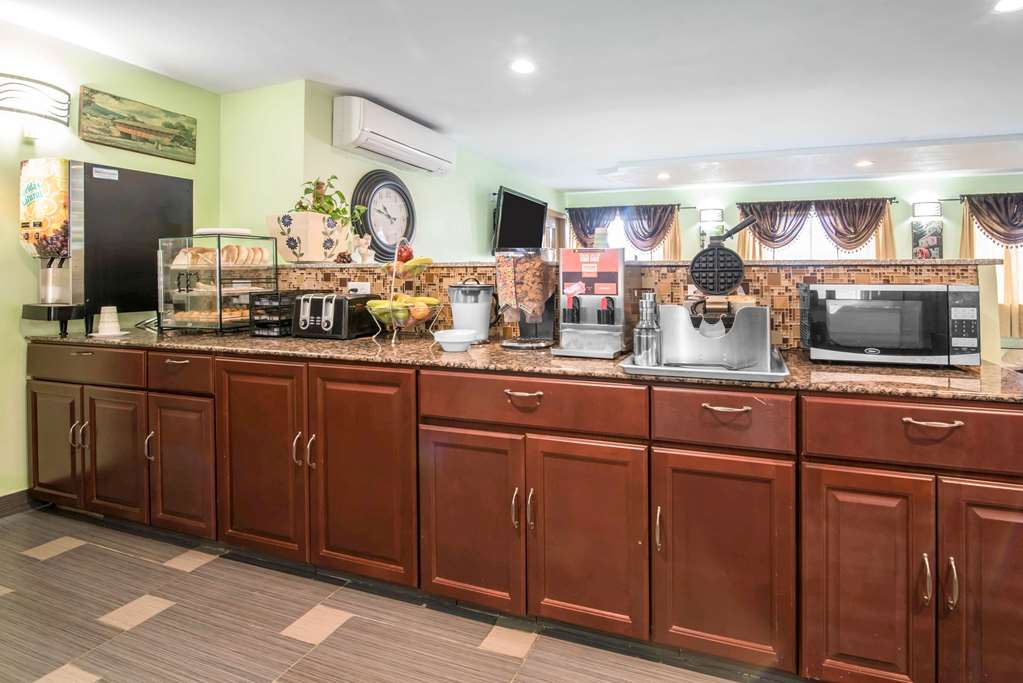 Rodeway Inn Towanda - photo 28