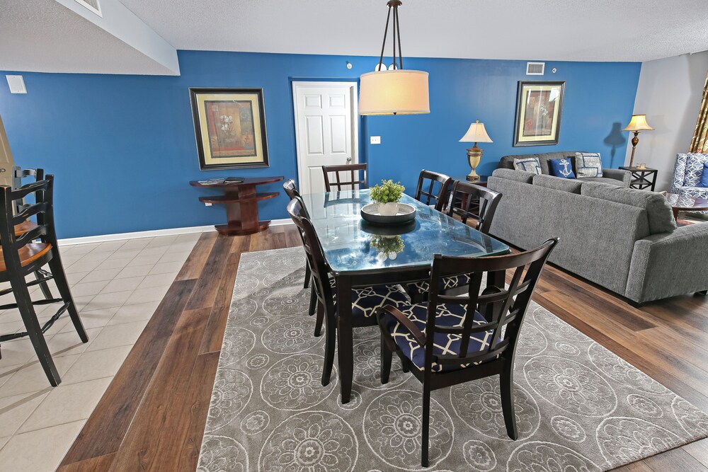 Barefoot Resort & Yacht Club - photo 30