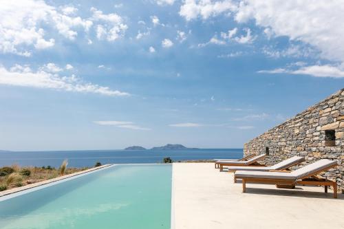 Orizontes Villa Tranquil Seaview Living by Thinkvilla — 4-Star Luxury Hotel in Agios Vasileios, Greece