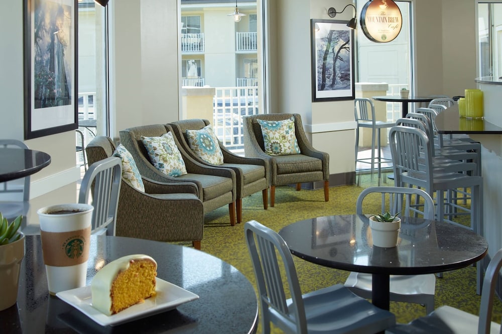 Atlanta Evergreen Lakeside Resort - photo 2