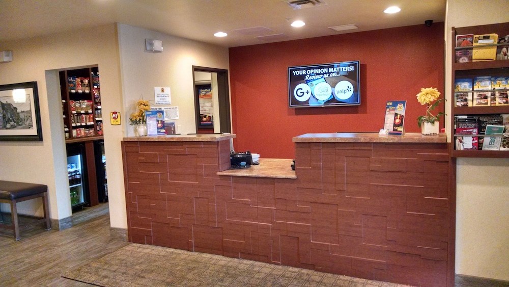 My Place Hotel Pittsburgh North Monaca PA - photo 5