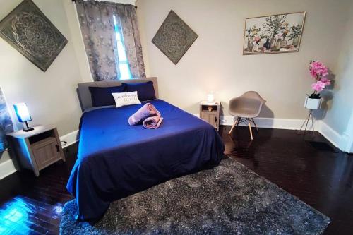 Zen Haven 1 Downtown Retreat with Queen Bed — 4-Star Luxury Hotel in Indianapolis, United States