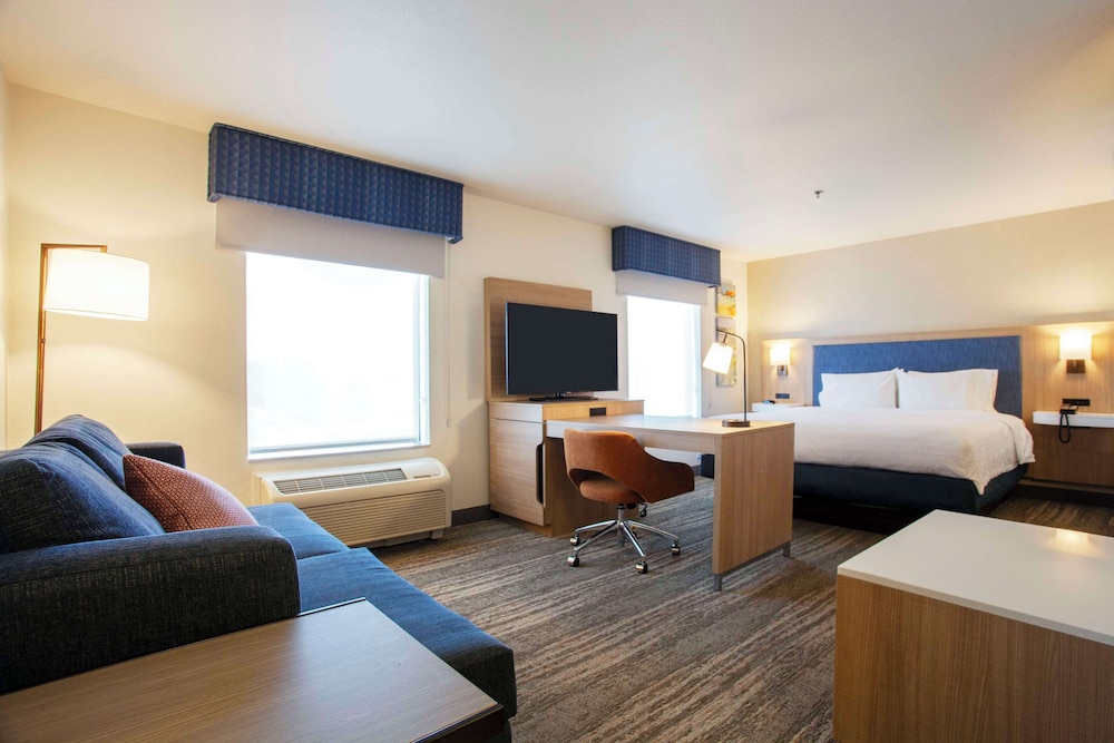 Hampton Inn & Suites Mountain Home - photo 12