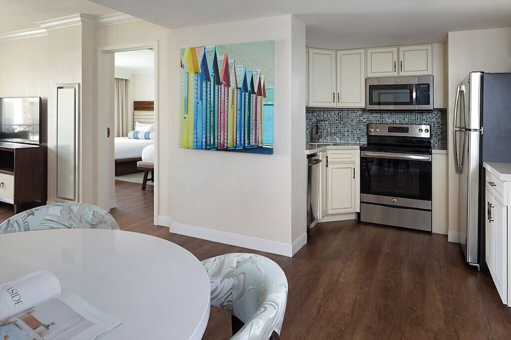 The Atlantic Suites on the Ave - photo 19