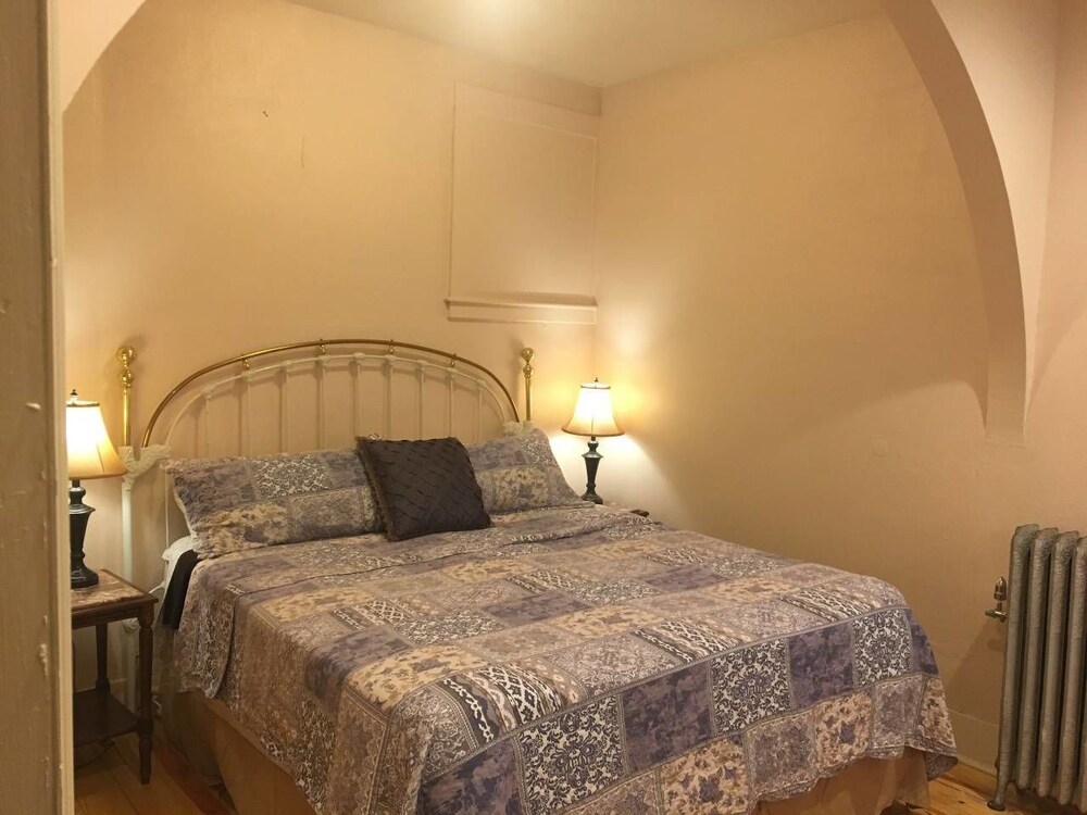 Room 10 Boulder Crescent Inn Boutique hotels for Rent in Colorado Sp - photo 6
