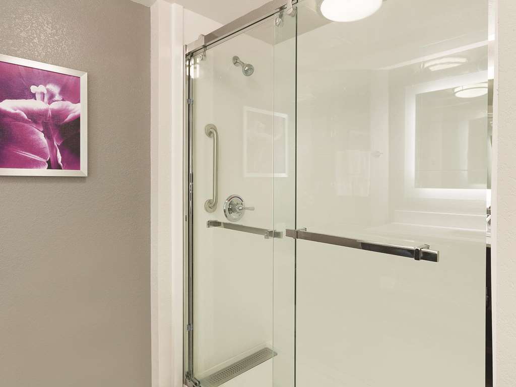 La Quinta Inn & Suites by Wyndham Grand Junction - photo 20