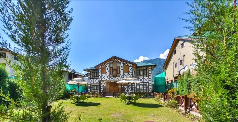 Wildflower Villa Resort Pahalgam in Pahlgam, India