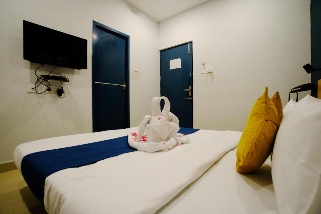 Blue City Palace Near Chennai Airport in Chennai, India