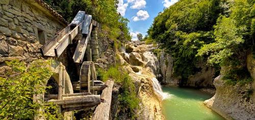 Cassa Jakov — 4-Star Luxury Hotel in Buzet, Croatia