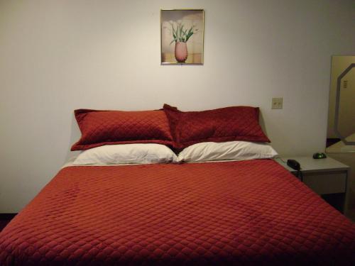 Edgewick Inn - photo 16
