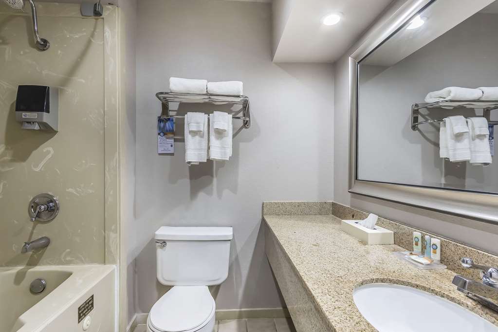 Quality Inn & Suites Stuttgart North - photo 30