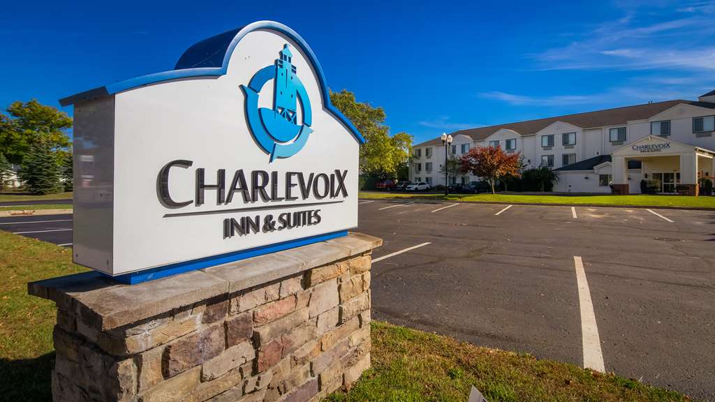 Charlevoix Inn & Suites SureStay Collection by Best Western - photo 11