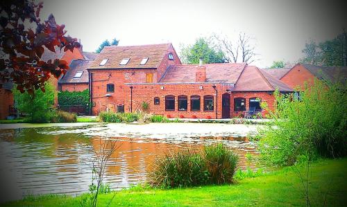 Malswick Mill — 4-Star Luxury Hotel in Newent, United Kingdom