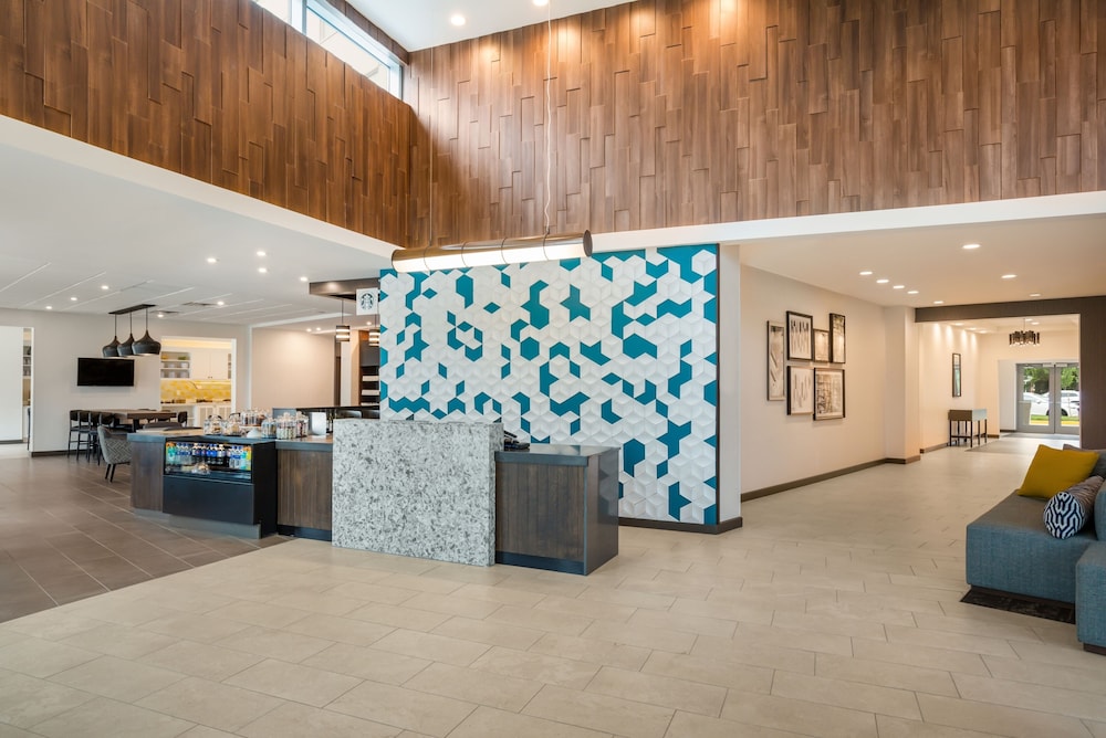 Hyatt Place Hampton Convention Center - photo 5