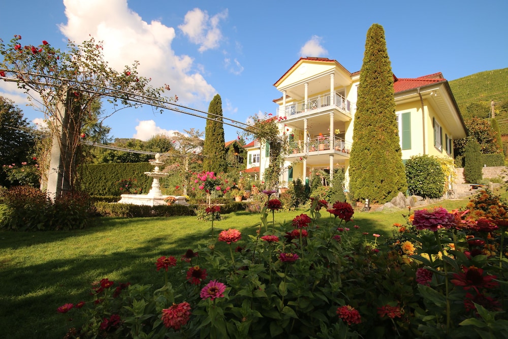 Baumanns Landhaus Durbach — 4-Star Luxury Hotel in Durbach, Germany
