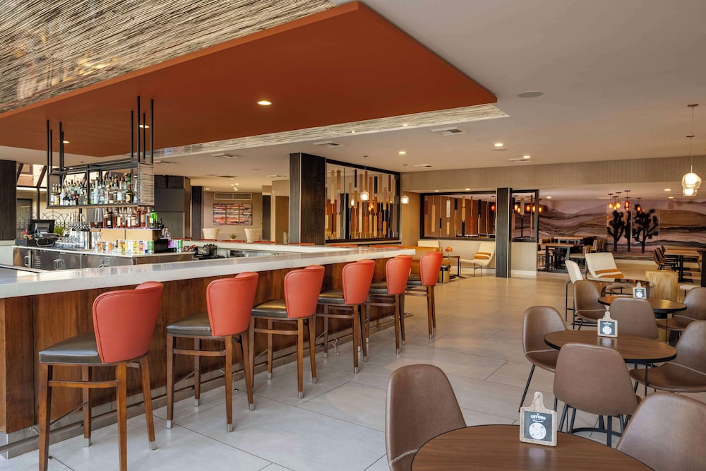 DoubleTree by Hilton Hotel San Bernardino - photo 31
