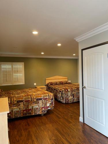 El Rey Inn - photo 20