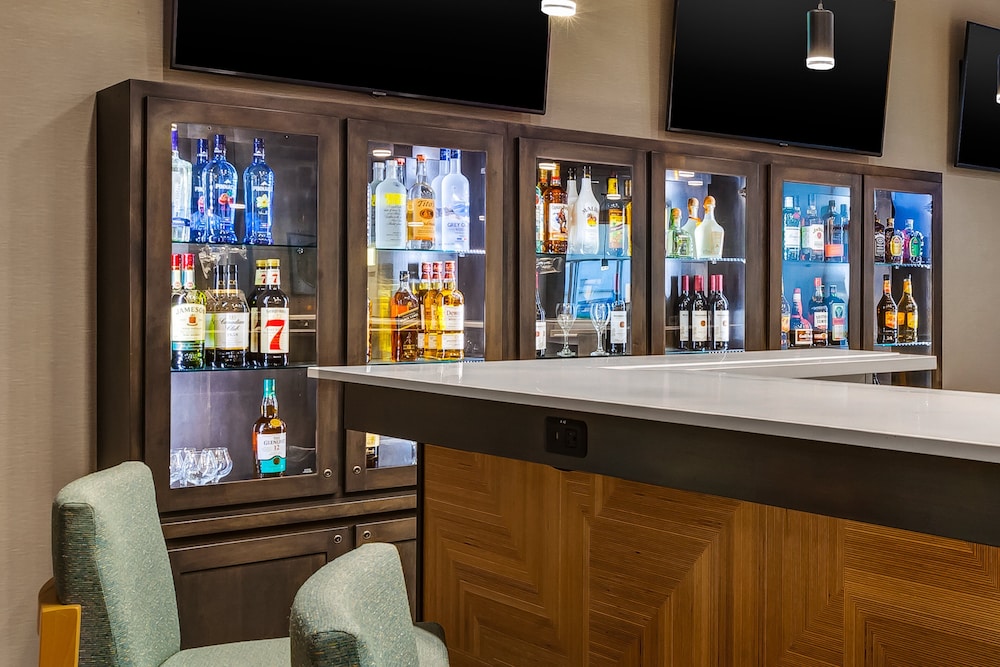 Holiday Inn & Suites Toledo Southwest Perrysburg by IHG - photo 35