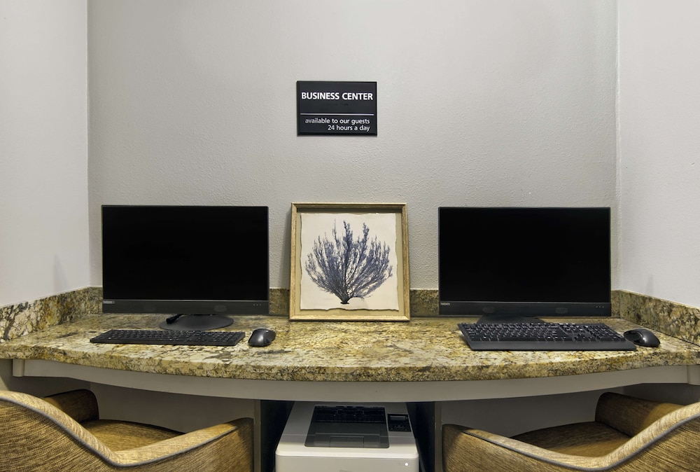 Hampton Inn Ft. Lauderdale Airport North Cruise Port - photo 46