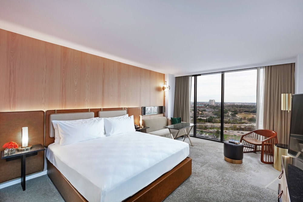 C. Baldwin Curio Collection by Hilton - photo 12
