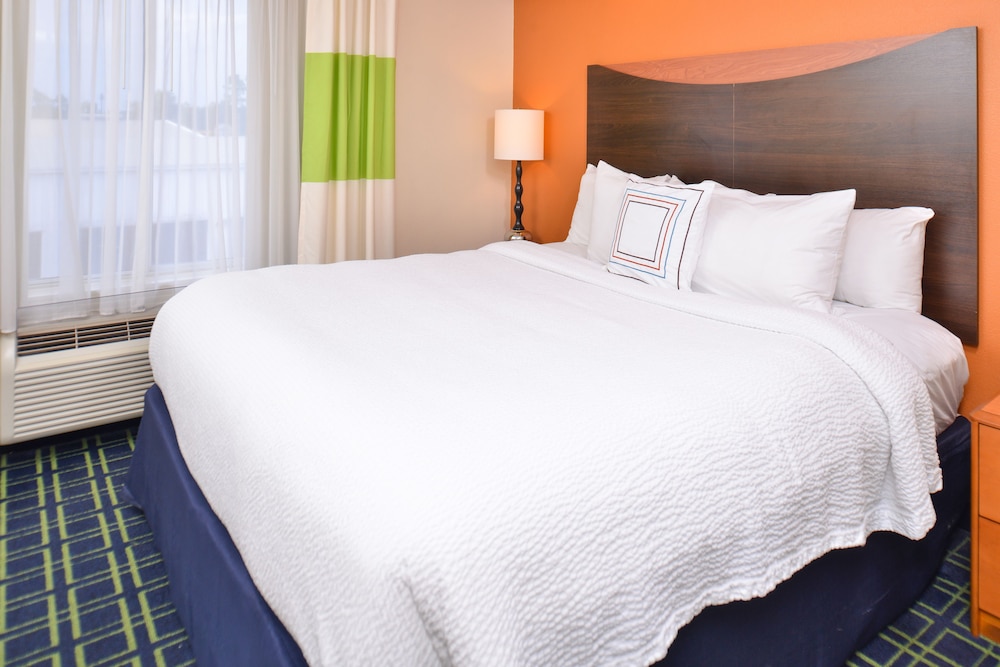 Fairfield Inn & Suites by Marriott Gulfport - photo 11