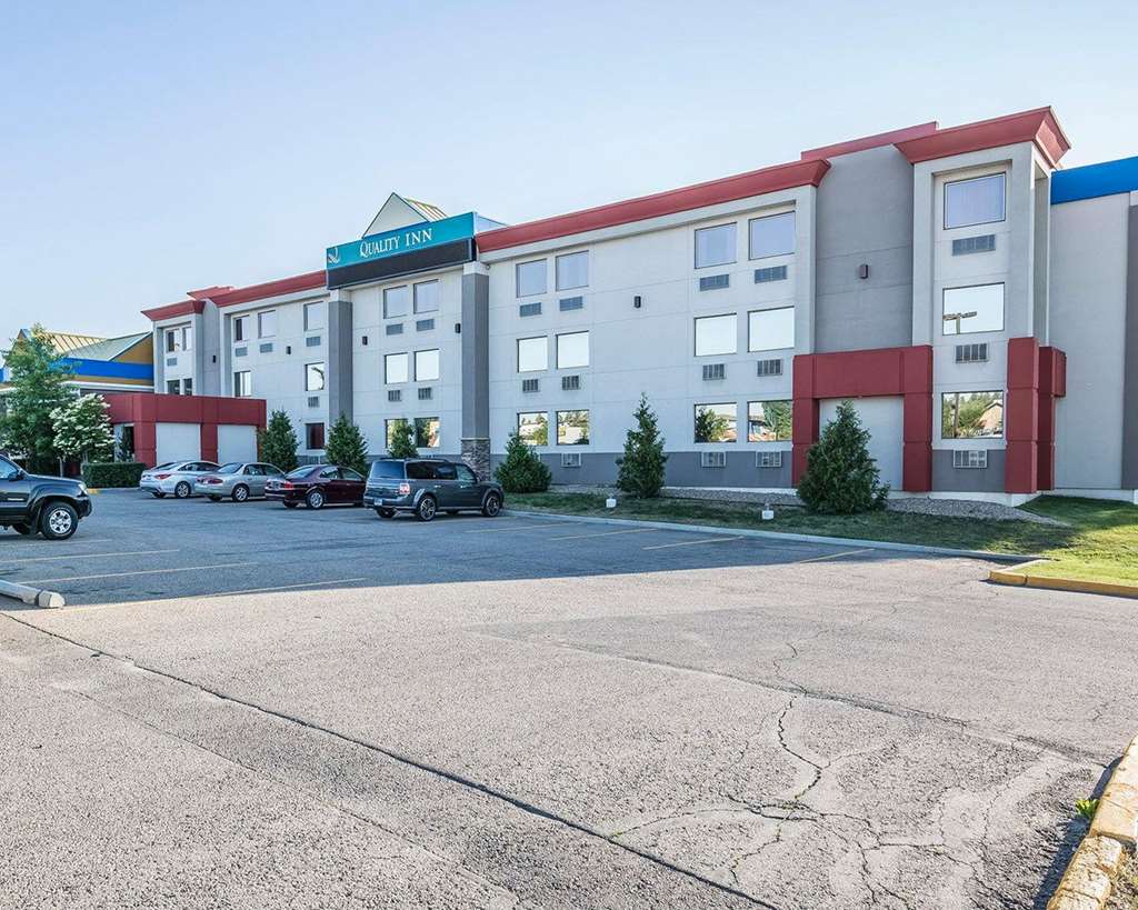 Quality Inn & Conference Centre — hotel in Red Deer